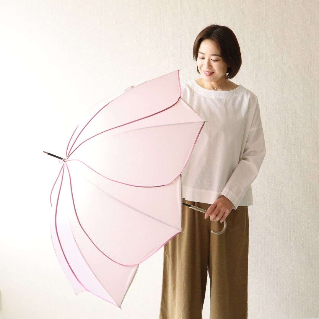 優美な曲線美 日傘